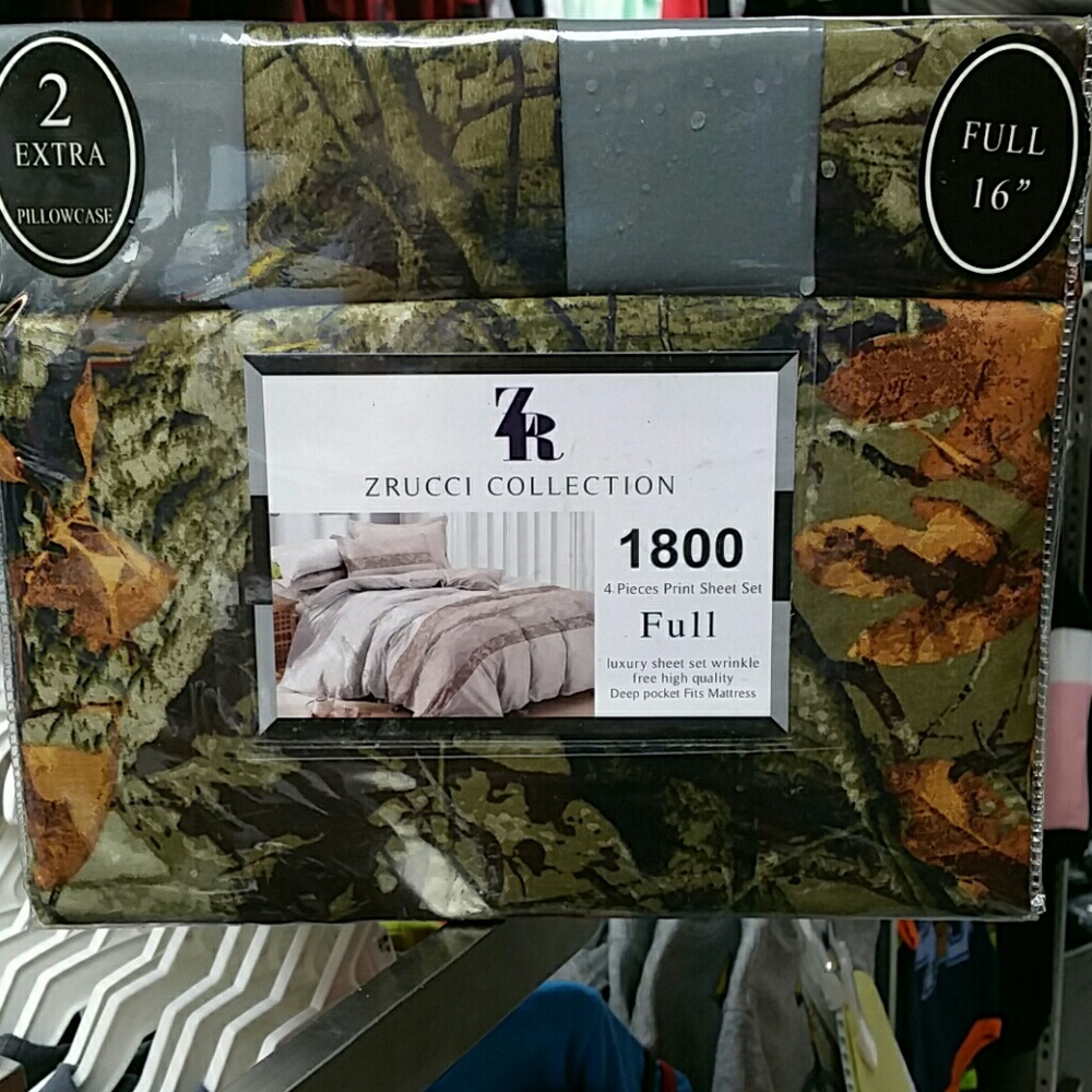 Zrucci Collection Sheet  Full with 2 extra pillows